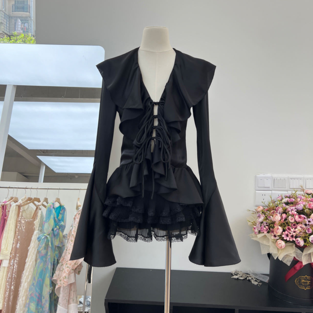 Girl Wind Lotus Leaf Edge Lace Horn Long Sleeve Satin Shirt+Folded Cake Half Skirt 2-piece Set Autumn